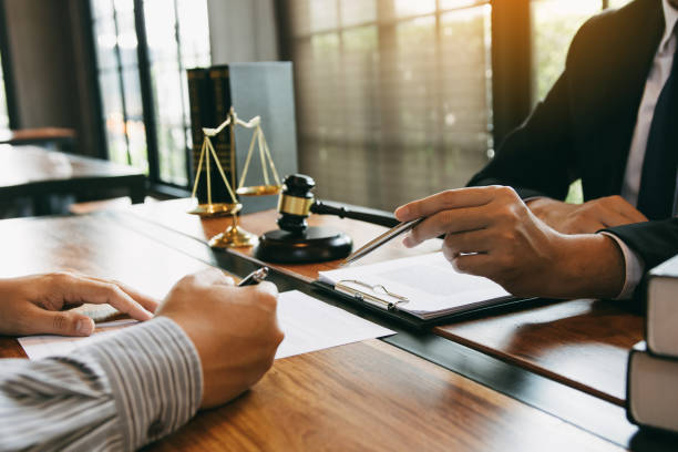 Pourquoi faire appel au service du notaire lors d’une succession ?