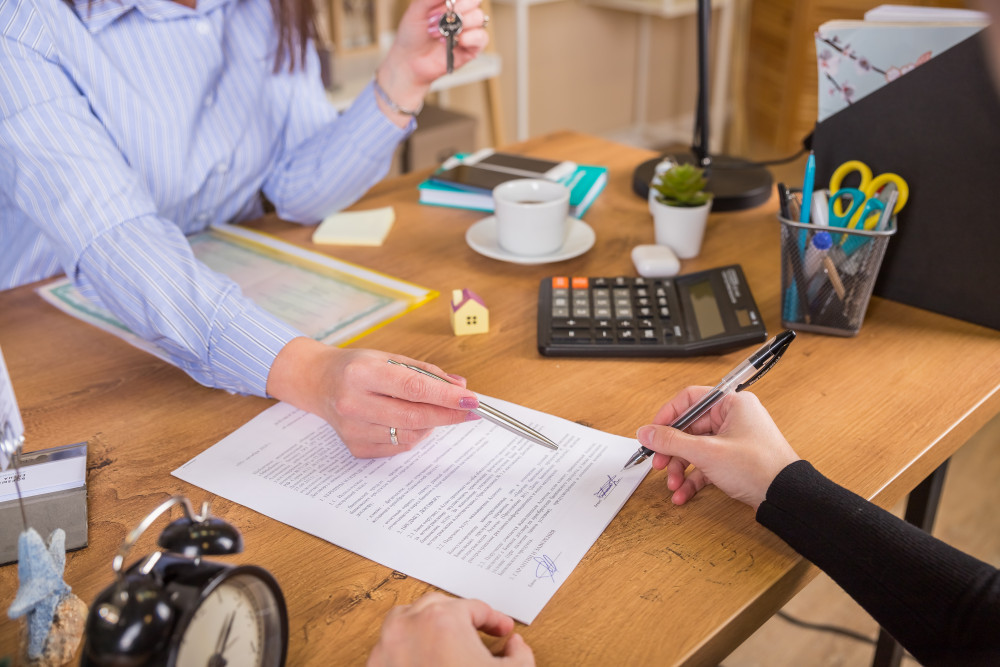 L'Avocat en Droit Immobilier: Quand et Comment Intervient-il?
