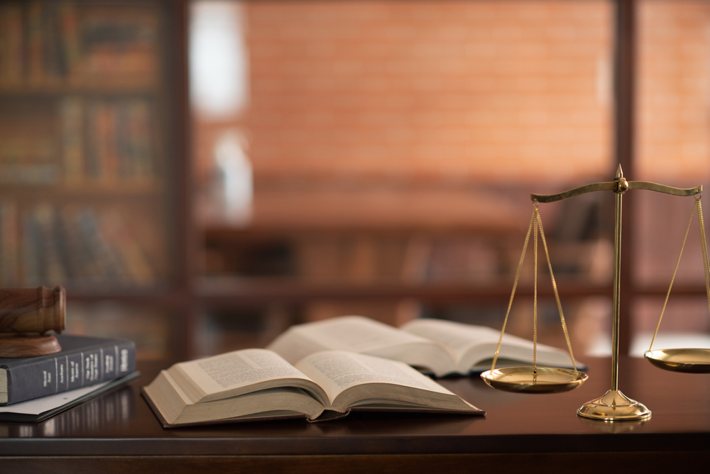 Quelle est la différence entre un avocat et un conseiller juridique ?
