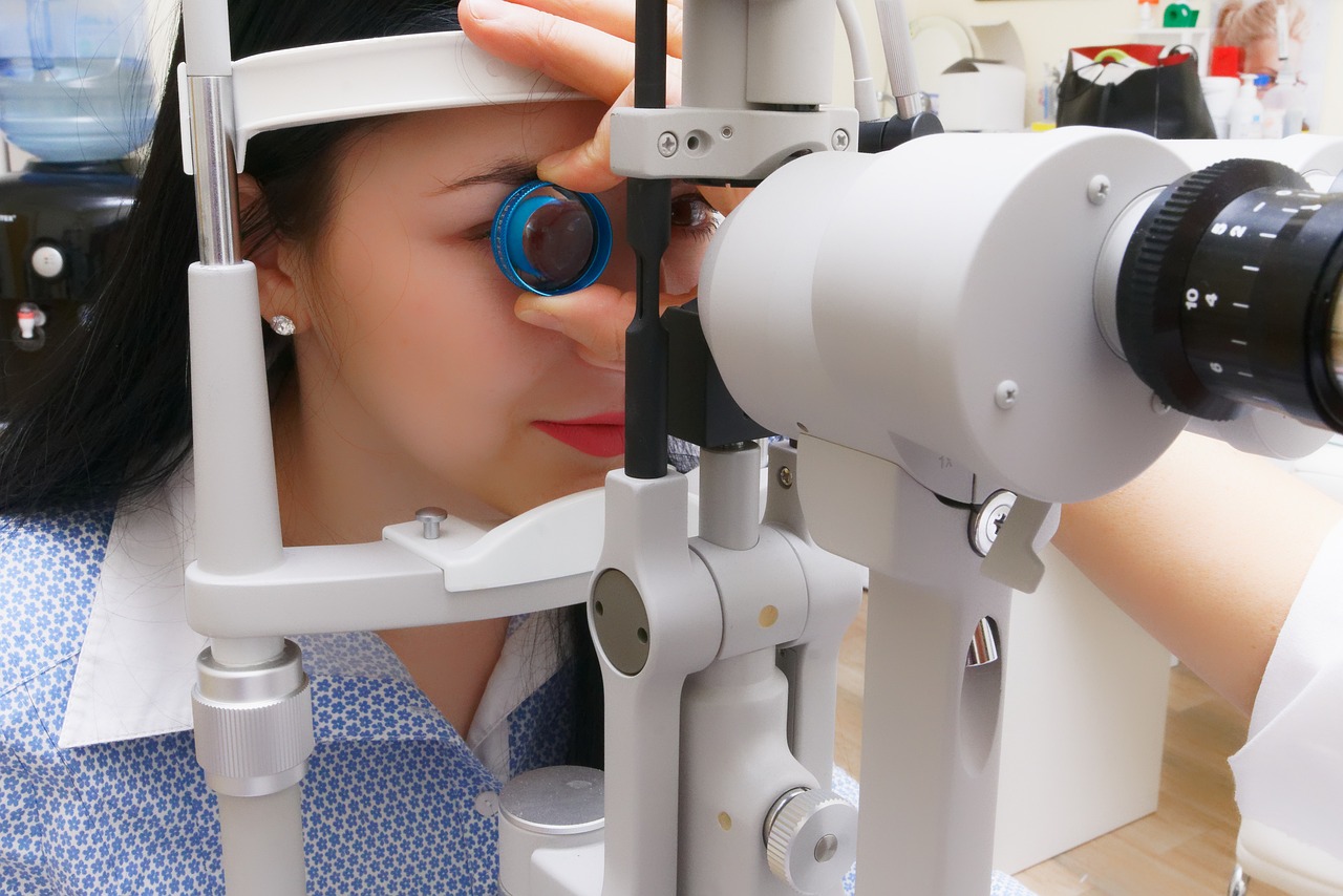 Opticien-lunetier : quelles sont ses obligations ?