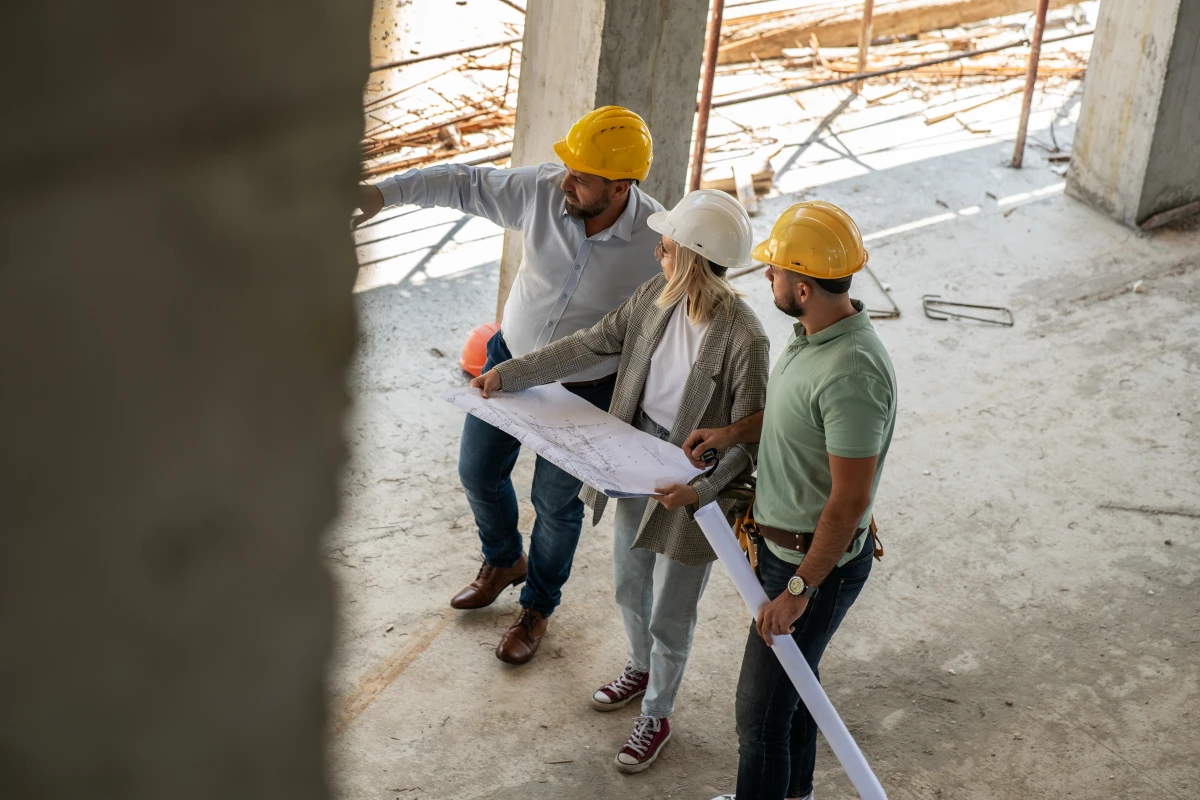 Responsabilité des promoteurs immobiliers en cas de retard : Comprendre les enjeux juridiques et les recours possibles